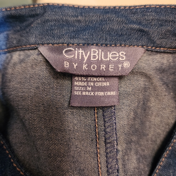 City Blues By Koret Embroidered Denim Shirt, Size M - Picture 2 of 7